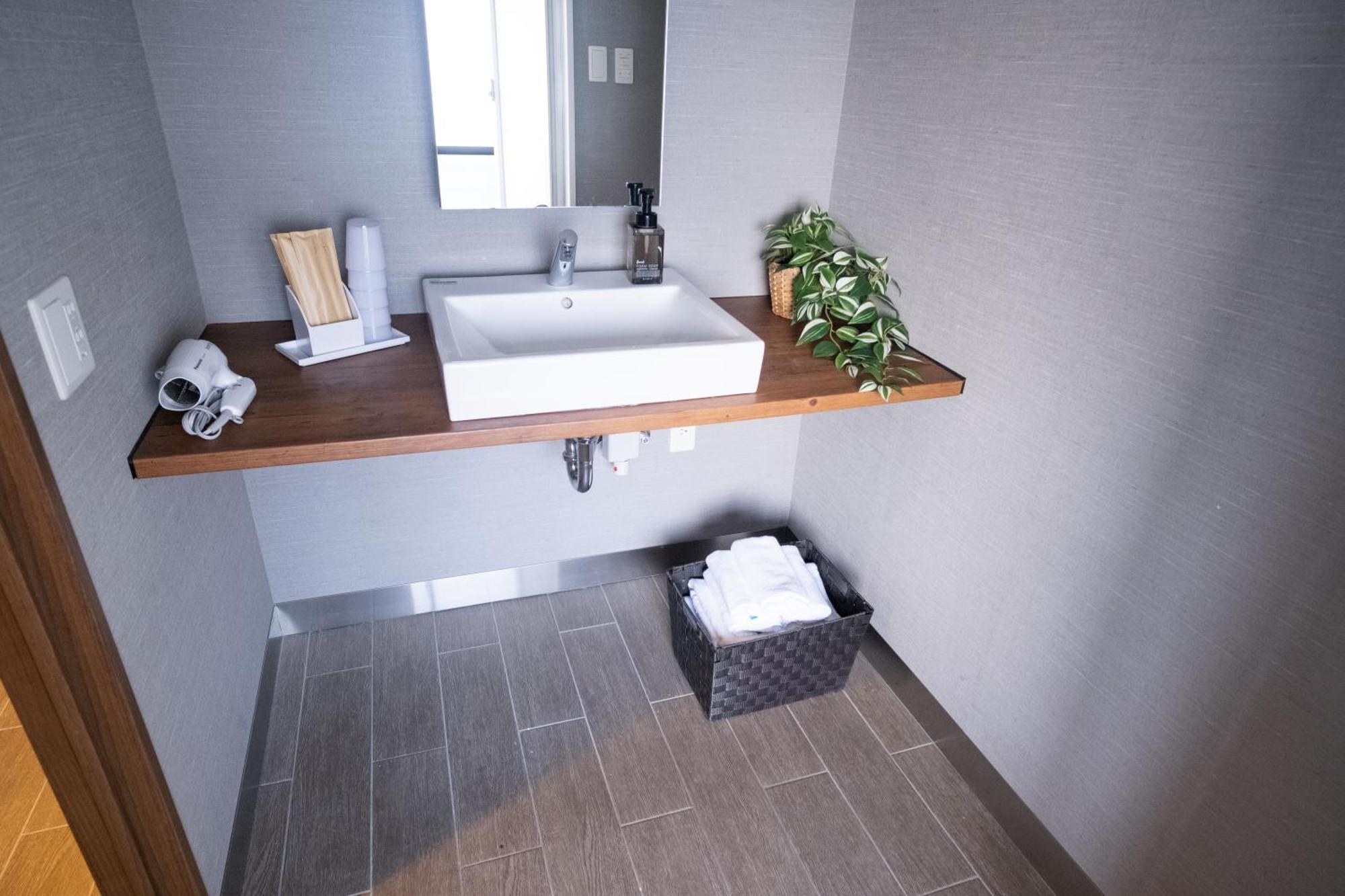 Wayfarer Shinsaibashi Otel Osaka Oda fotoğraf
